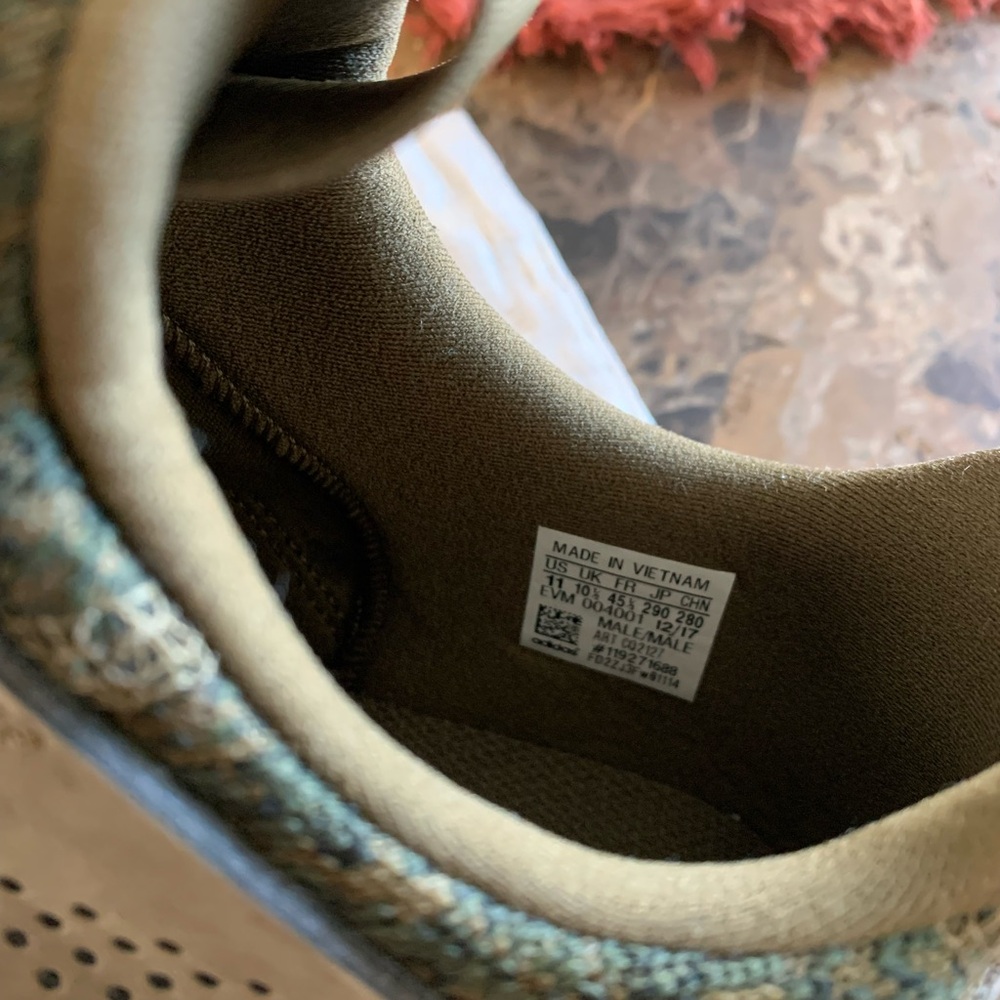 Men’s size 11 Adidas